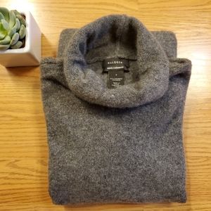 Halogen 100% Cashmere Turtleneck Sweater